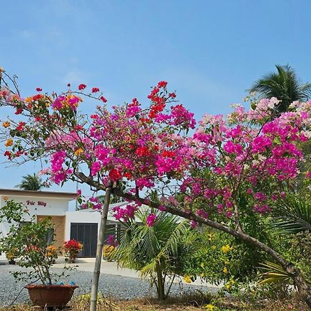 Nha Nghi Truc May Ben Tre Экстерьер фото